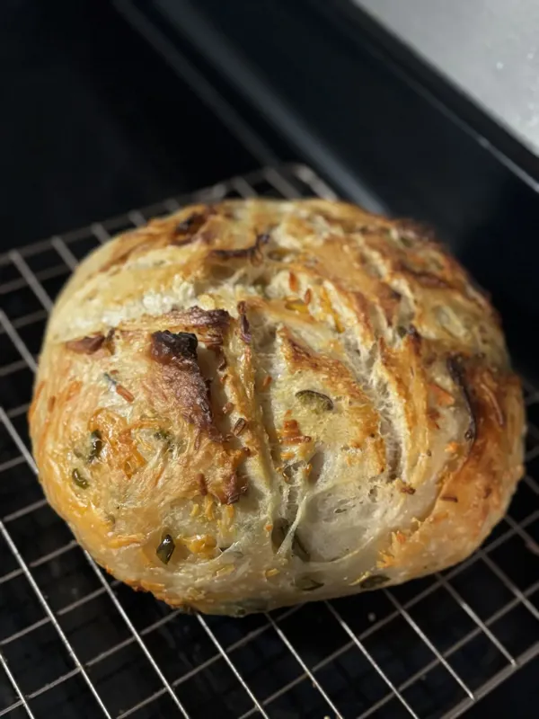 Jalapeño Cheddar Sourdough