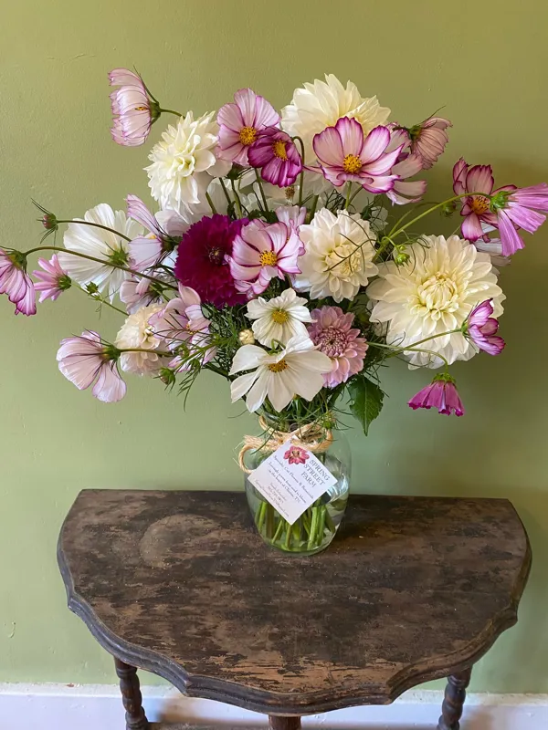 Subscription 2 - Early Summer Bouquets (~May/June 2026)
