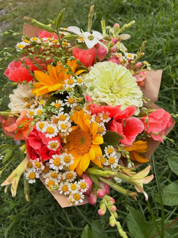 Hand-Tied Bouquets