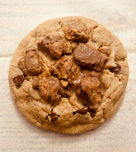 Reese's Chocolate Chip Cookie 4oz