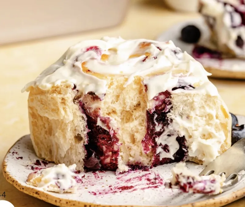 Lemon Blueberry Sweet Rolls - 9 per container