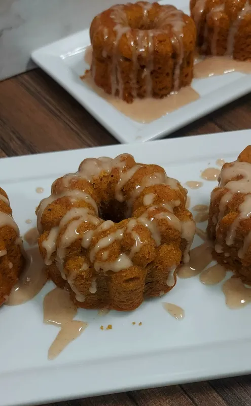 Mini Pumpkin Bundt Cakes