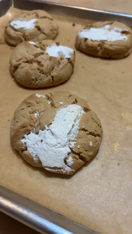 Fluffernutter Cookie (Oct. Flavor of the month)